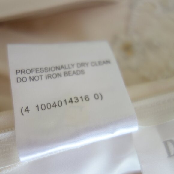 NWT $599 DAVID’S BRIDAL Champaign Beaded Pleated Sleeveless Wedding Dress – Sz 4 - Picture 8 of 11